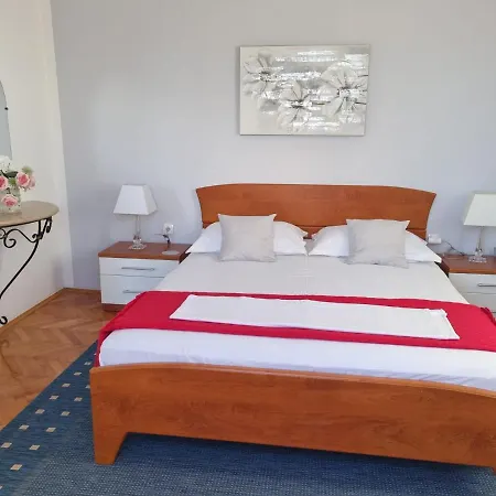 Hani Apartment *